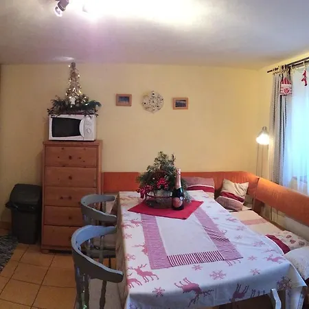 Domcek Pri Medokysi *